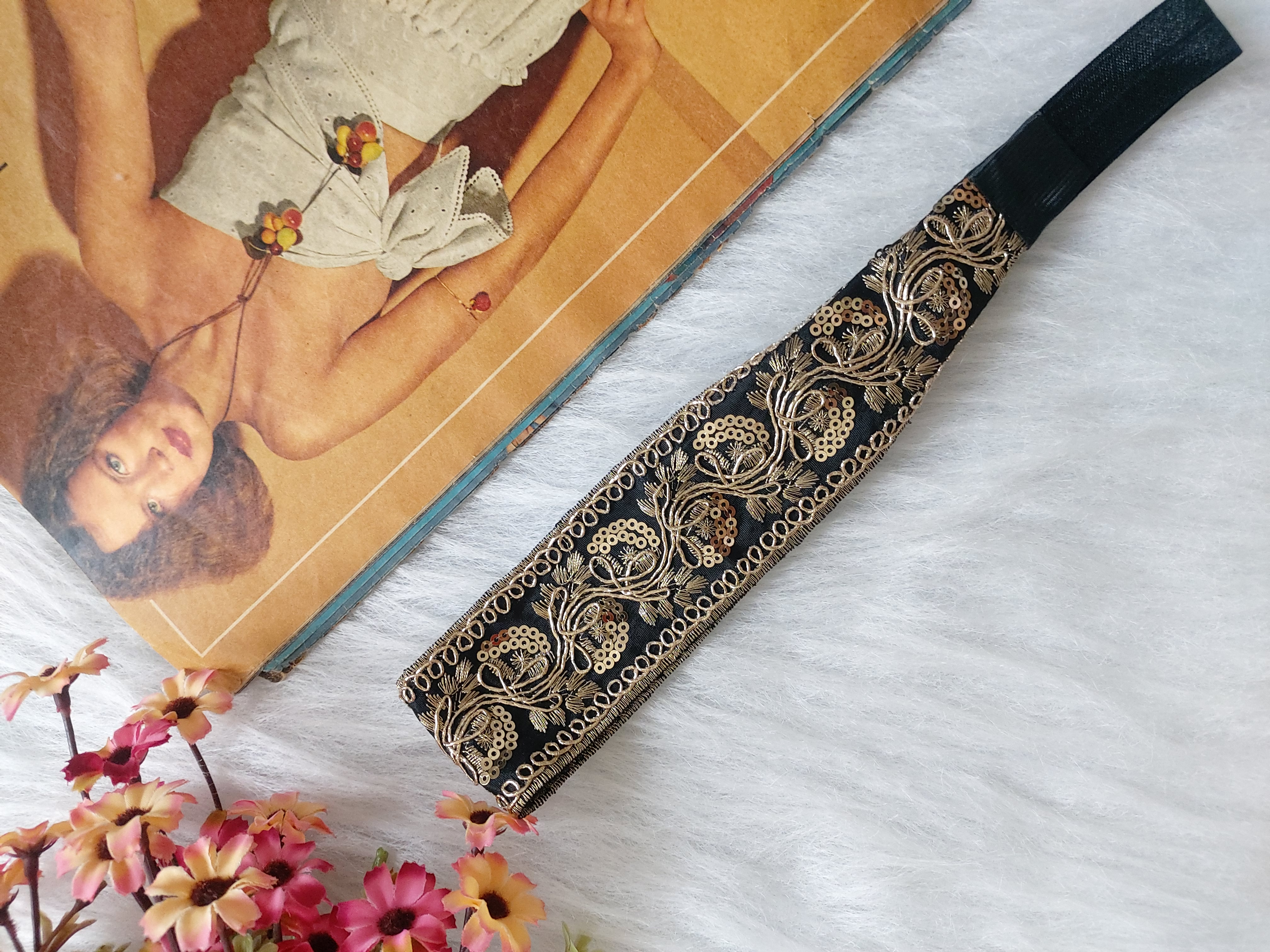 هدبند سرمه دوزی ماه سر مدل زرتاب